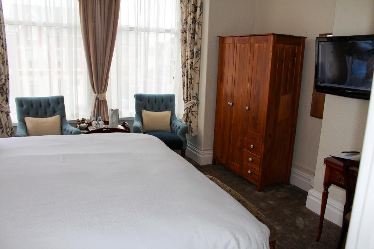 Bed and Breakfast The Gaydon Lytham St Annes Exterior foto