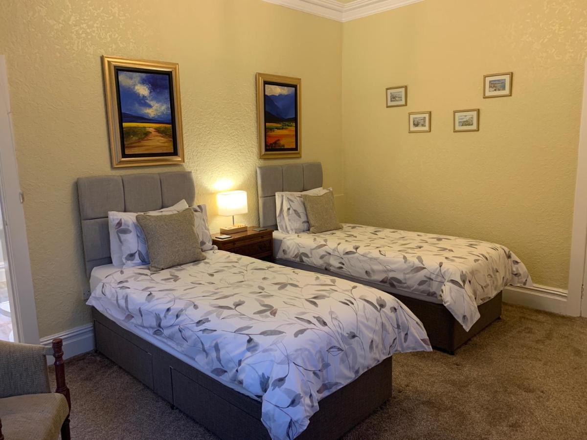 Bed and Breakfast The Gaydon Lytham St Annes Exterior foto